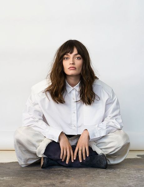 Emma Mackey Cet Automne L Actrice De Sex Education Va Crever L Cran Elle