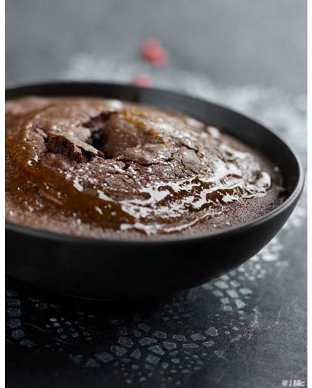 Gâteau chocolat caramel, beurre demisel pour 6 personnes Recettes Elle à Table