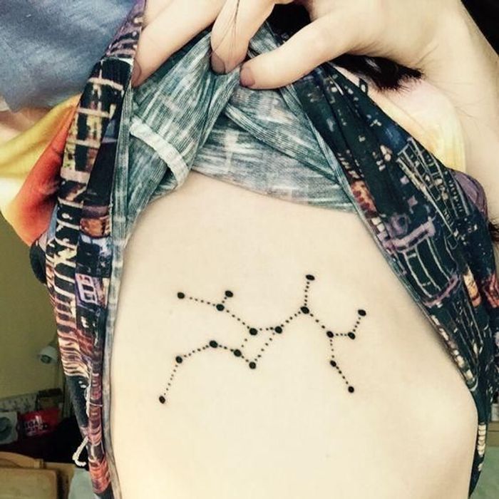 tatouage signe astrologique sagittaire constellation tatouage signe astrologique sagittaire constellation