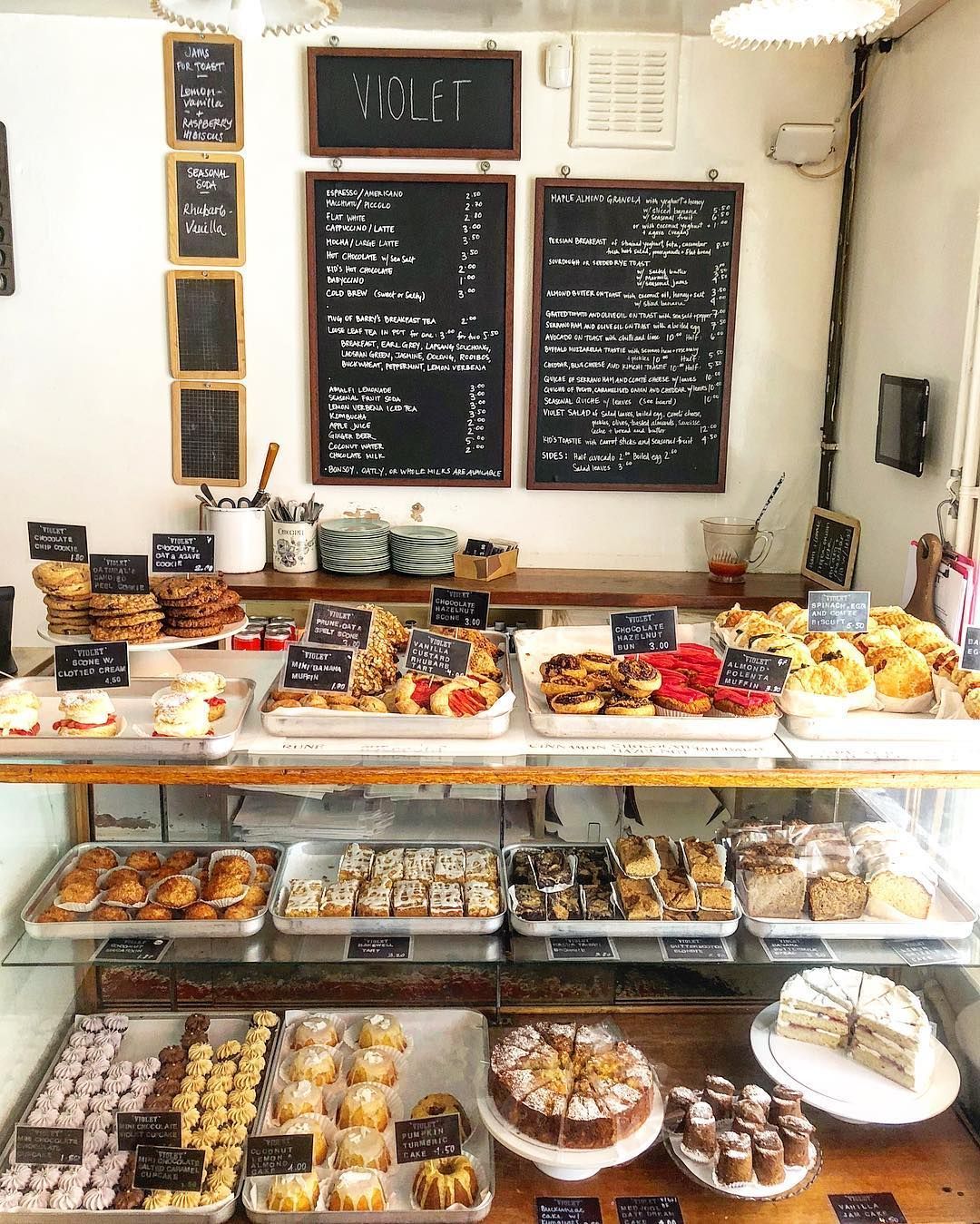 On Connait La Patissiere Et Le Parfum Du Gateau De Mariage Du Prince Harry Et De Meghan Markle Elle A Table