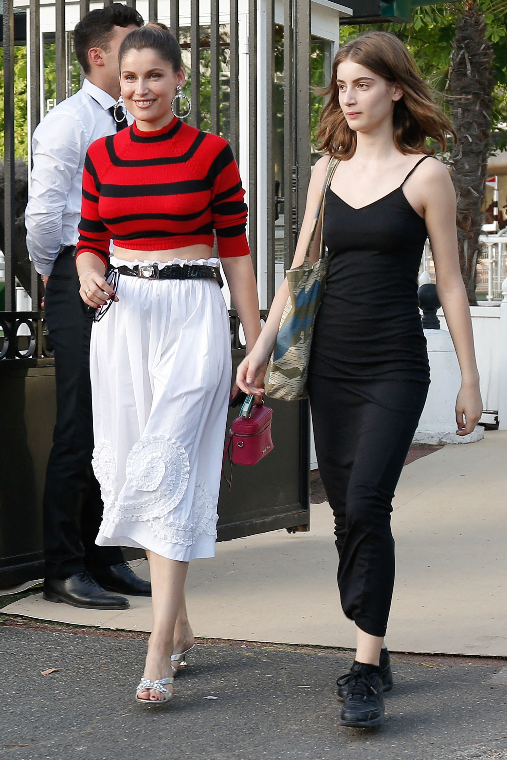 Laetitia Casta Avec Sa Fille Sahteene Des Beauty Looks Sublimes