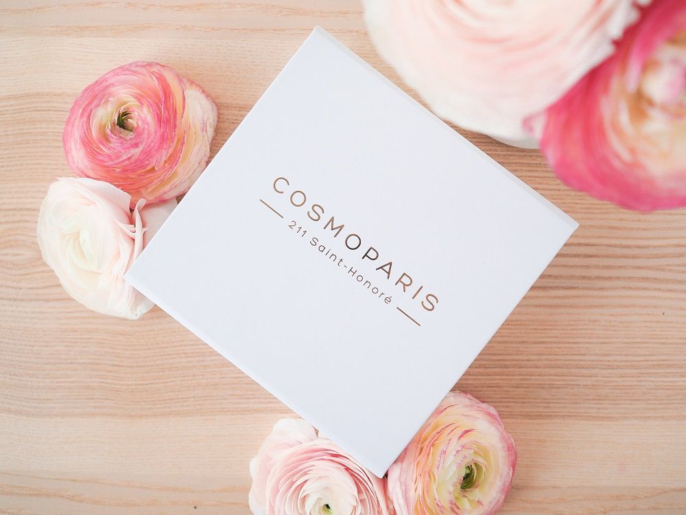 L instant mode Cosmoparis lance une box dediee aux futures mariees et a leurs demoiselles d honneur. Elle