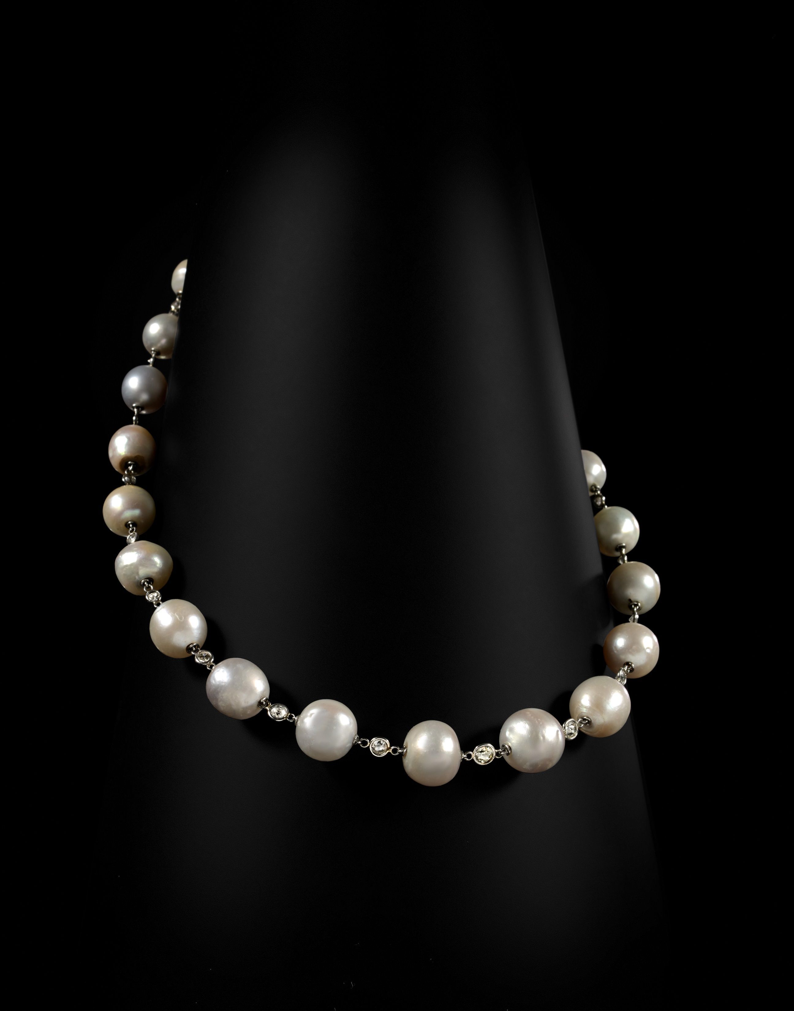 Collier De Marque LANVIN - Bijou Occasion - Modèle Non Spécifié