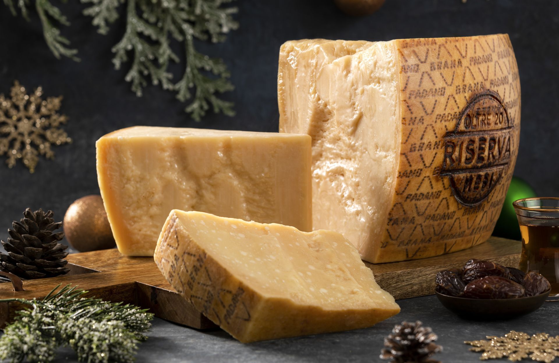Fromage Italien Souvent Cuisiné Avec Des épinards Commandez En Ligne Du Fromage D'italie De Première Qualité 12 Célébrez Noël à l’italienne avec Grana Padano - Elle