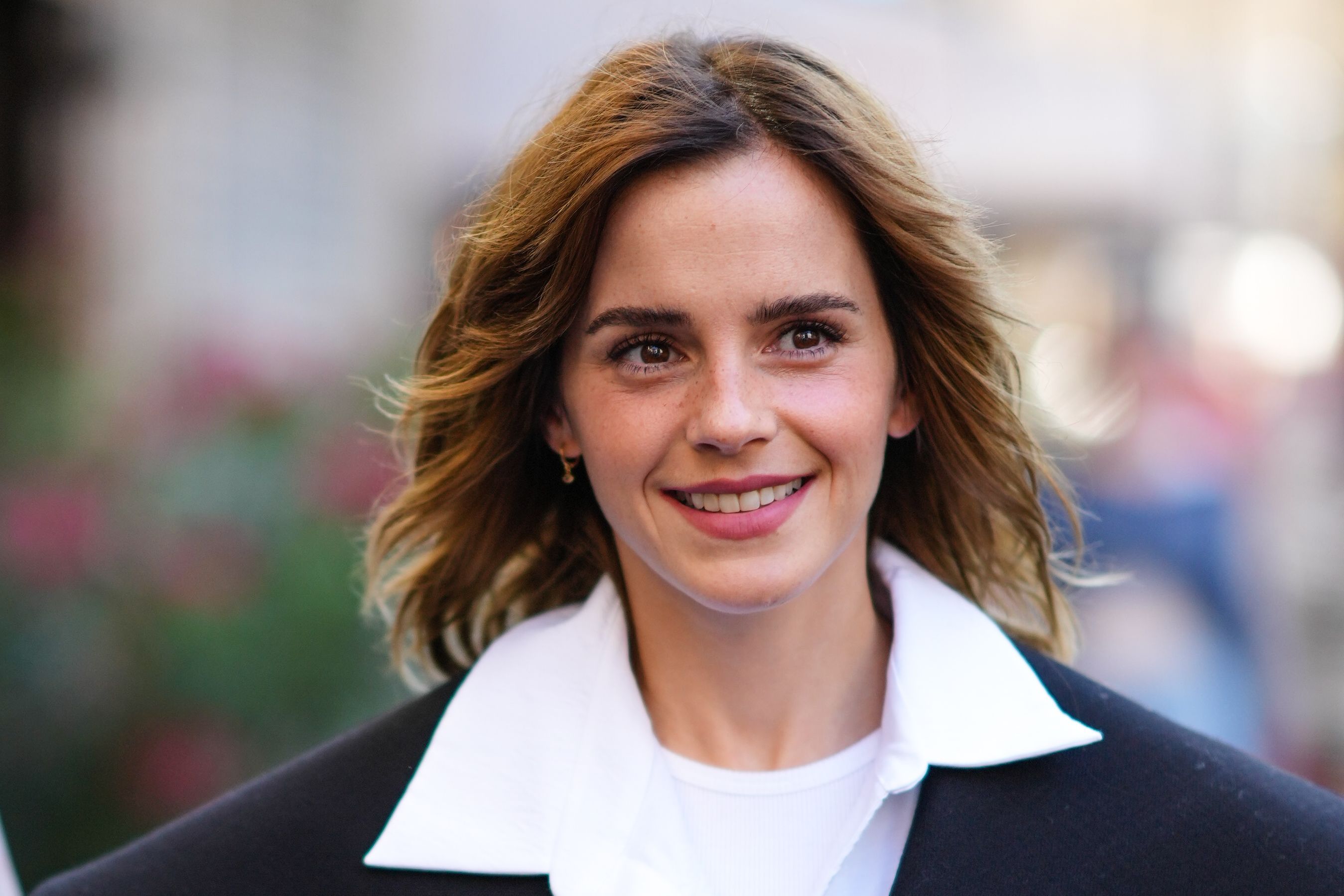 « Wolf cut » : à son tour Emma Watson opte pour cette coupe tendance - Elle