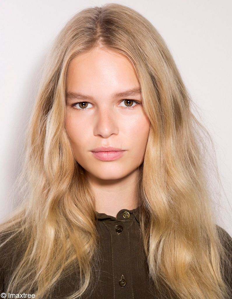  Passer au blond : suis-je prête à passer au blond - Elle