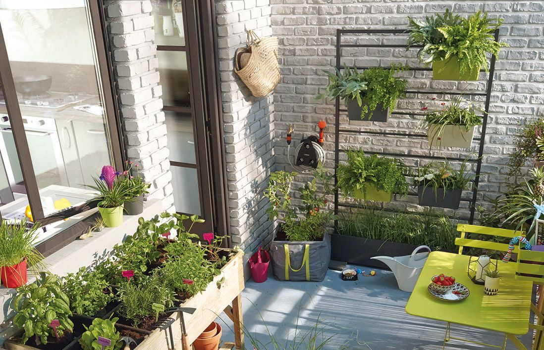 Petit jardin : nos astuces et conseils pour un petit jardin malin - Elle  Décoration