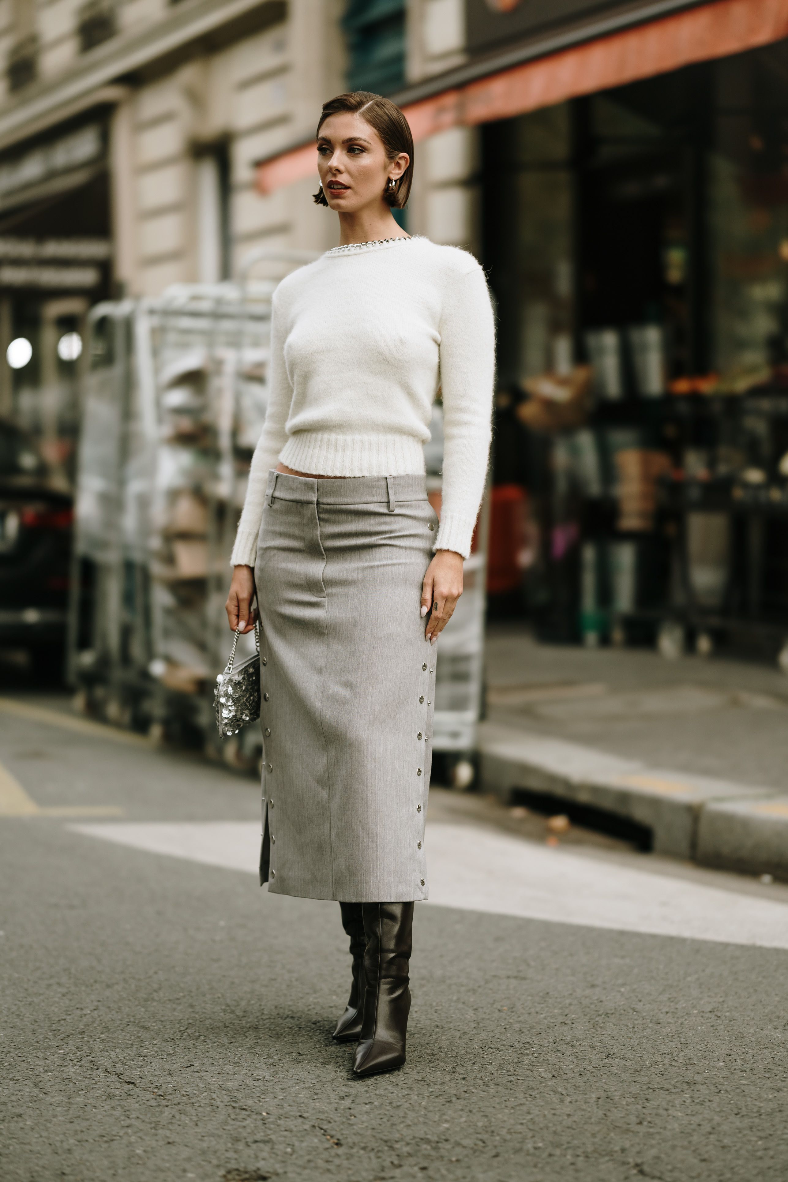4 bottes qui matchent avec une jupe midi Elle