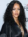 Rihanna dévoile son premier selfie de 2020 sans maquillage
