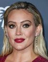 Hilary Duff dévoile sa transformation capillaire pour « How I Met Your Father »