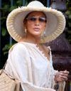 Jennifer Lopez adopte la coiffure préférée des Kardashian (et c’est canon)