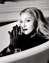 Madonna se lance dans la beauté avec une vidéo sexy