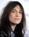 Charlotte Gainsbourg rejoint Liam Hemsworth pour Independence Day 2