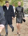 Kate Moss en total look cuir chez Miu Miu