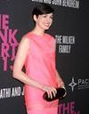 Anne Hathaway s’engage contre le cancer du sein