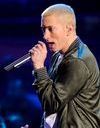 Eminem métamorphosé : reconnaissez-vous le rappeur sans son célèbre blond platine ?