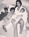 Kim Kardashian utilise-t-elle PhotoShop sur sa fille de 9 mois ?