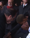 La mère de Clarissa Jean-Philippe, en pleurs face à François Hollande