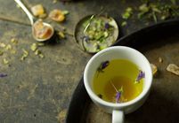 Eau détox pêche menthe - Des eaux détox pour s'hydrater Eau détox pêche menthe - Des eaux détox pour s'hydrater