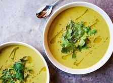 Je suis journaliste cuisine et voici mes trois soupes préférées, testées et approuvées pour cet hiver