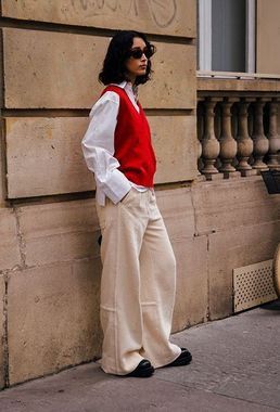 Comment porter le pantalon large avec féminité ?