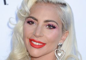 Pourquoi  les stars craquent-elles toutes pour ce tatouage dans le dos ? 