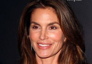 Cindy Crawford : le top pose topless à 51 ans !