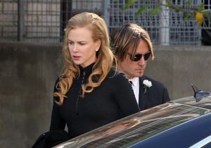 Nicole Kidman rend un émouvant hommage à son père lors de l’enterrement