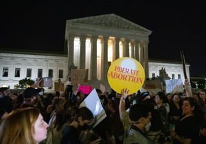 États-Unis : la Cour suprême menace de droit à l’avortement 