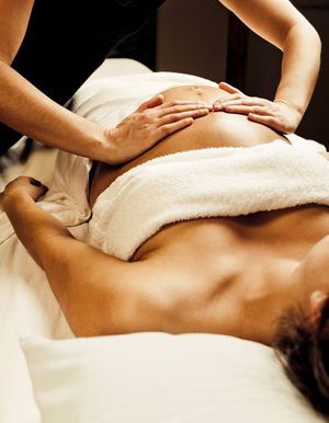 5 massages pour femmes enceintes