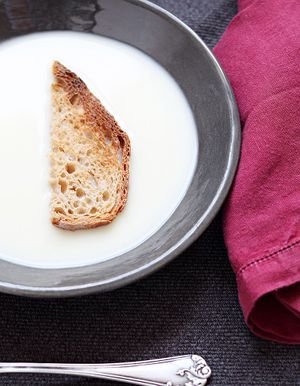 Zupa czosnkowa Hélène Darroze