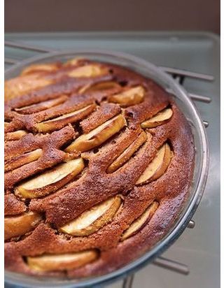 Gateau Nuage Amande Et Framboise Pour 8 Personnes Recettes Elle A Table