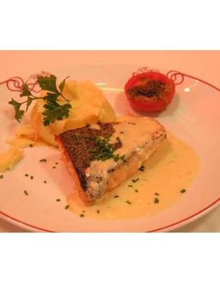 Saumon Au Champagne Pour 4 Personnes Recettes Elle A Table