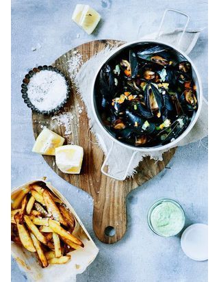 clade-de-moules-pour-6-personnes-recettes-elle-table