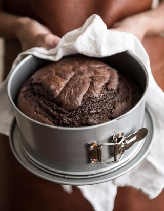 Gateau Au Chocolat A La Faisselle Pour 6 Personnes Recettes Elle A Table
