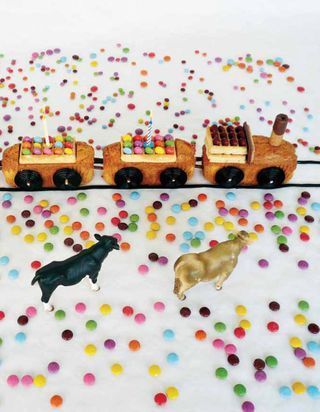 Gateau Clown Anniversaire Pour 8 Personnes Recettes Elle A Table