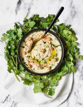 Houmous Carotte Et Grenade Pour 8 Personnes Recettes Elle A Table