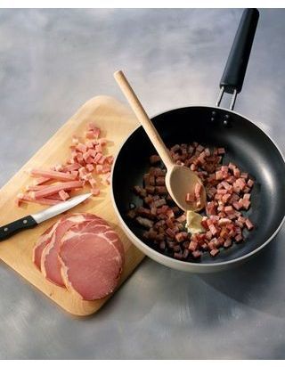 Poulet Bacon Romarin Pour 6 Personnes Recettes Elle A Table