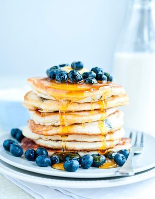 Pancakes Canadiens Pour 4 Personnes Recettes Elle A Table