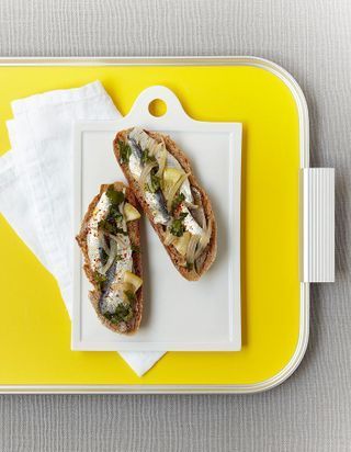 Sardines A L Oignon Et Au Piment Pour 2 Personnes Recettes Elle