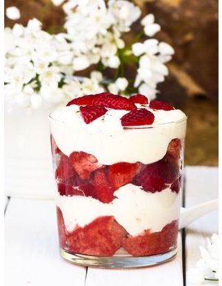 Tiramisu Aux Fraises Pour 6 Personnes Recettes Elle A Table