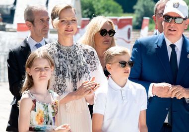 À 10 ans, Jacques et Gabriella de Monaco font sensation en Auvergne avec leur mère Charlène