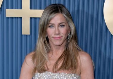 Jennifer Aniston : qui est Jim Curtis, l’hypnotiseur star, aperçu avec l'actrice à Majorque ?