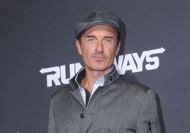 Mort de Julian McMahon : la mère de sa fille sort du silence et partage un cliché déchirant