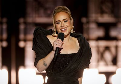 Le secret d'Adele pour rattraper son maquillage après avoir pleuré