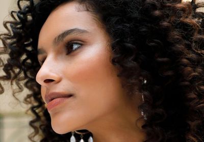 L'huile de ricin, l'alliée beauté des cheveux en pleine santé