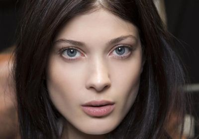 Coloration ton sur ton : la méthode douce pour teindre ses cheveux