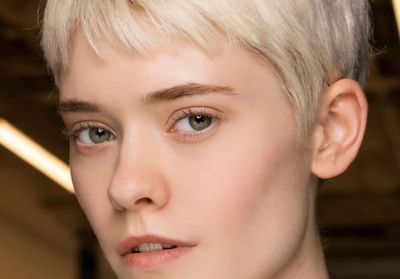 Décoloration maison : comment éclaircir ses cheveux soi-même