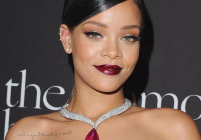Rihanna succombe à son tour au néo-mulet, la coupe de cheveux qu'on voit partout