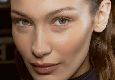 Le contouring du nez avec une fourchette ? L'astuce insolite qui fonctionne